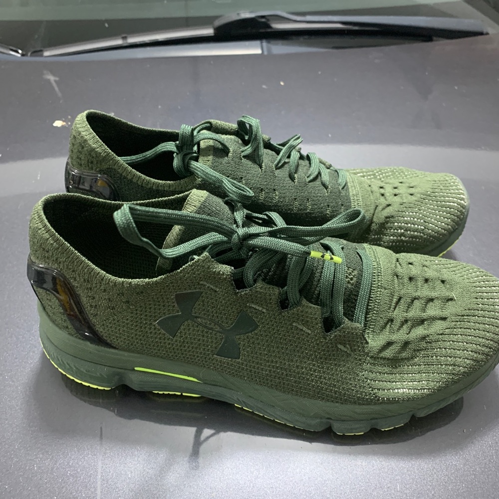 Under Armor Knits - Picture 2 of 4